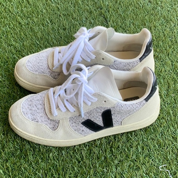 Veja Suede & Tweed V-10 Sneakers made in Brazil 🇧🇷 - Picture 1 of 5